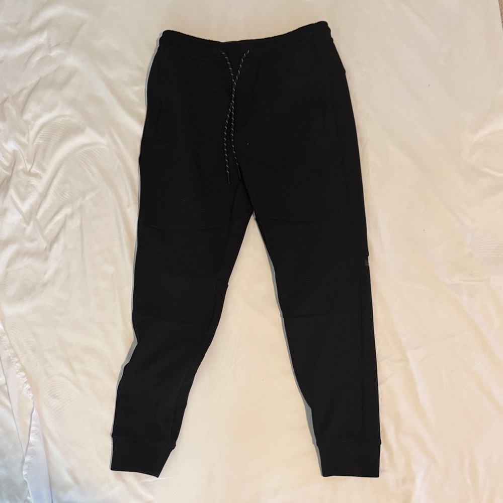 American Eagle Boy’s Black Jogger Pants